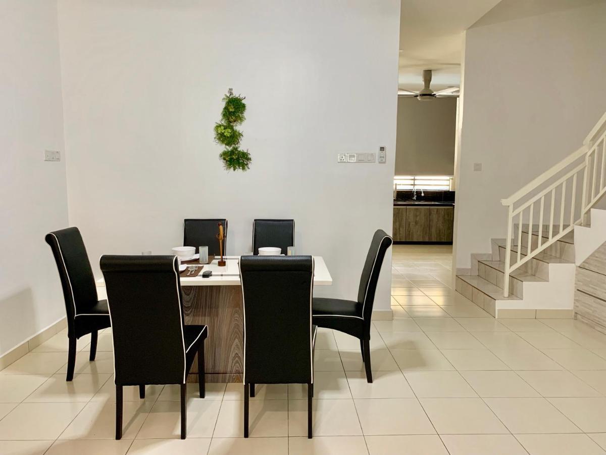 Brand New Cosy Minimalist Home Butterworth Luaran gambar